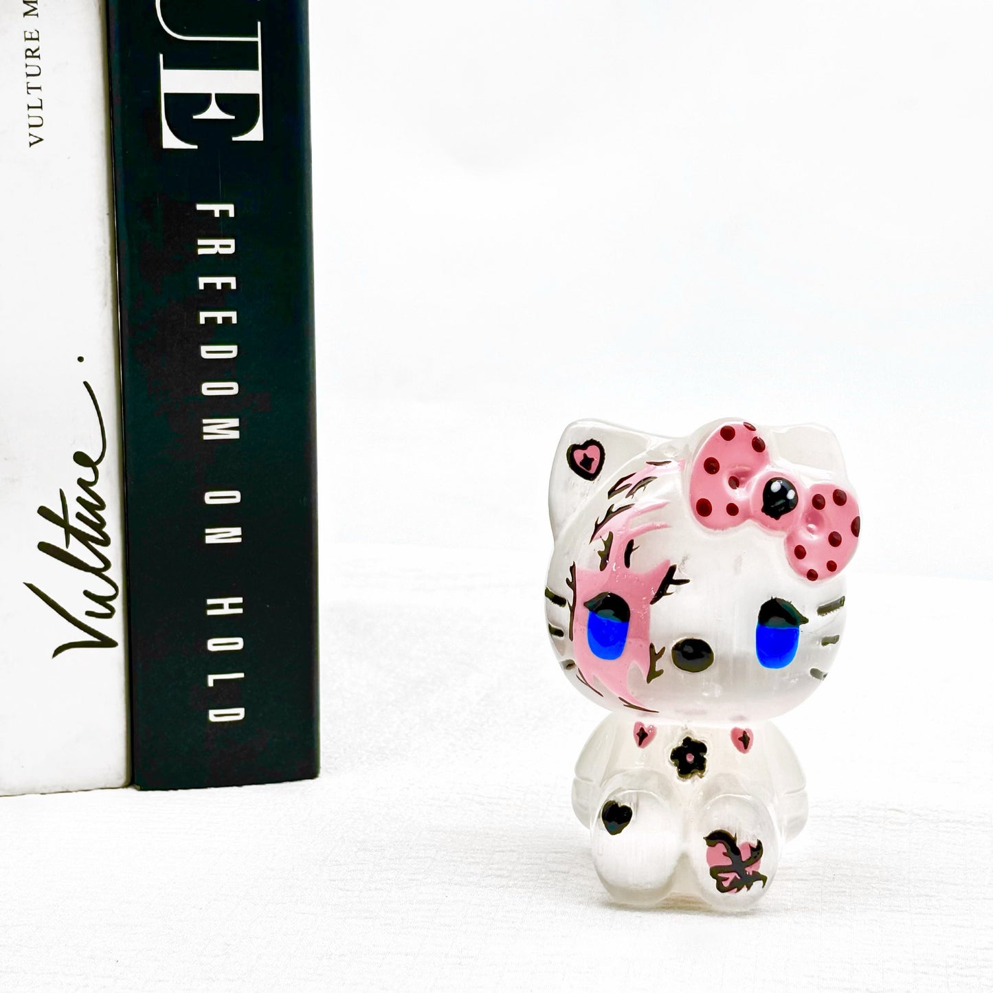 $30/psc,Hello Kitty Gypsum,Collectibles and decorations。