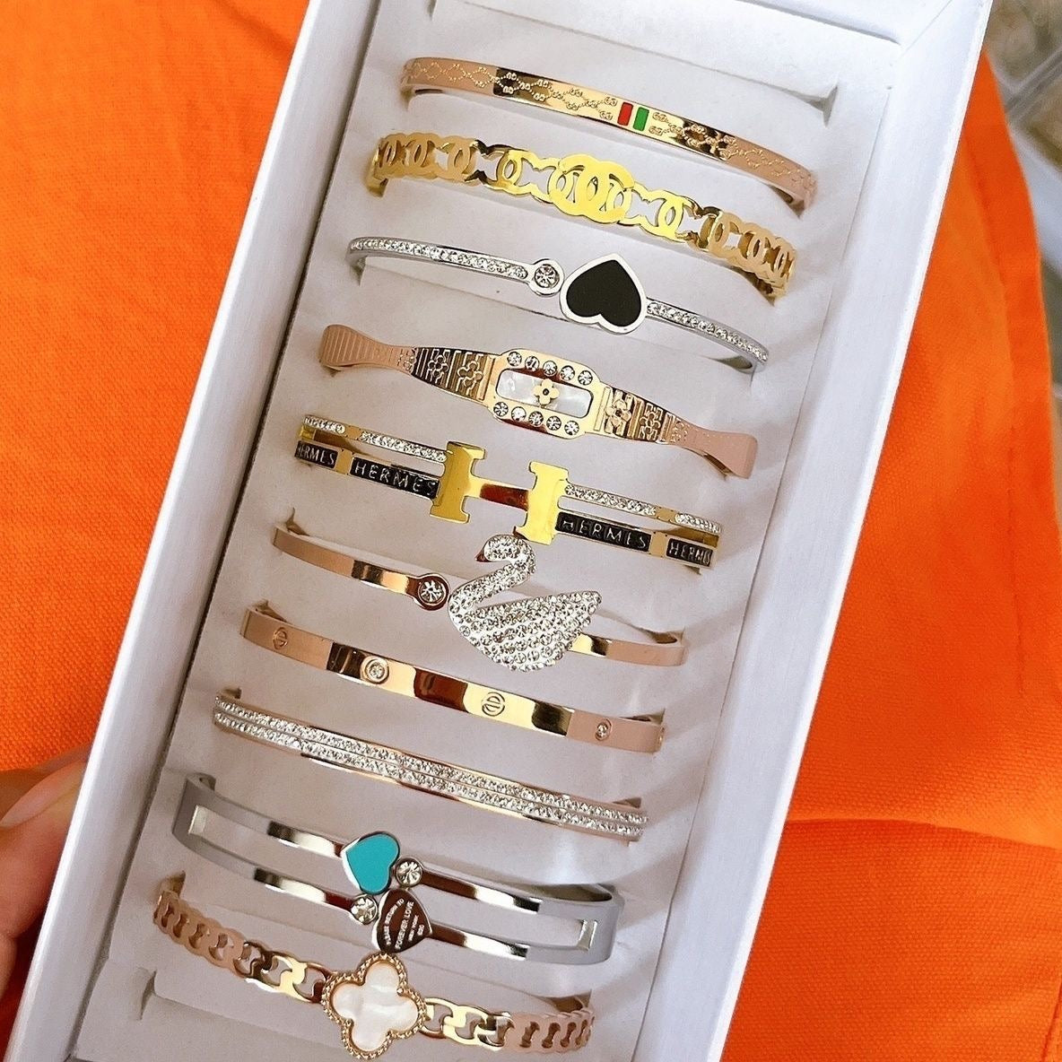 クラシックなミックスバングル、ブレスレット、アンクレット(ジョジョ)