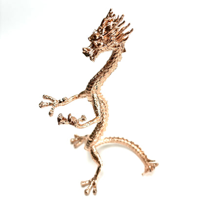 $10.7/1個 ライトローズゴールドのスタンディングドラゴンクリスタルベース、ブリリアントシルバーのスタンディングドラゴンクリスタルベース、ダークシルバーのスタンディングドラゴンクリスタルベース、クリスタルスフィアベース。