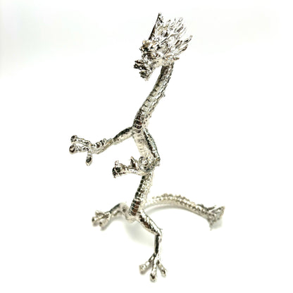 $10.7/1個 ライトローズゴールドのスタンディングドラゴンクリスタルベース、ブリリアントシルバーのスタンディングドラゴンクリスタルベース、ダークシルバーのスタンディングドラゴンクリスタルベース、クリスタルスフィアベース。