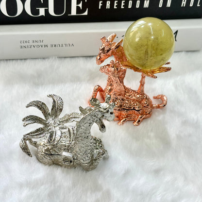 $10.9/1個 輝く銀色のキリンクリスタルベース、輝くローズゴールドのキリンクリスタルベース、クリスタル球ベース。