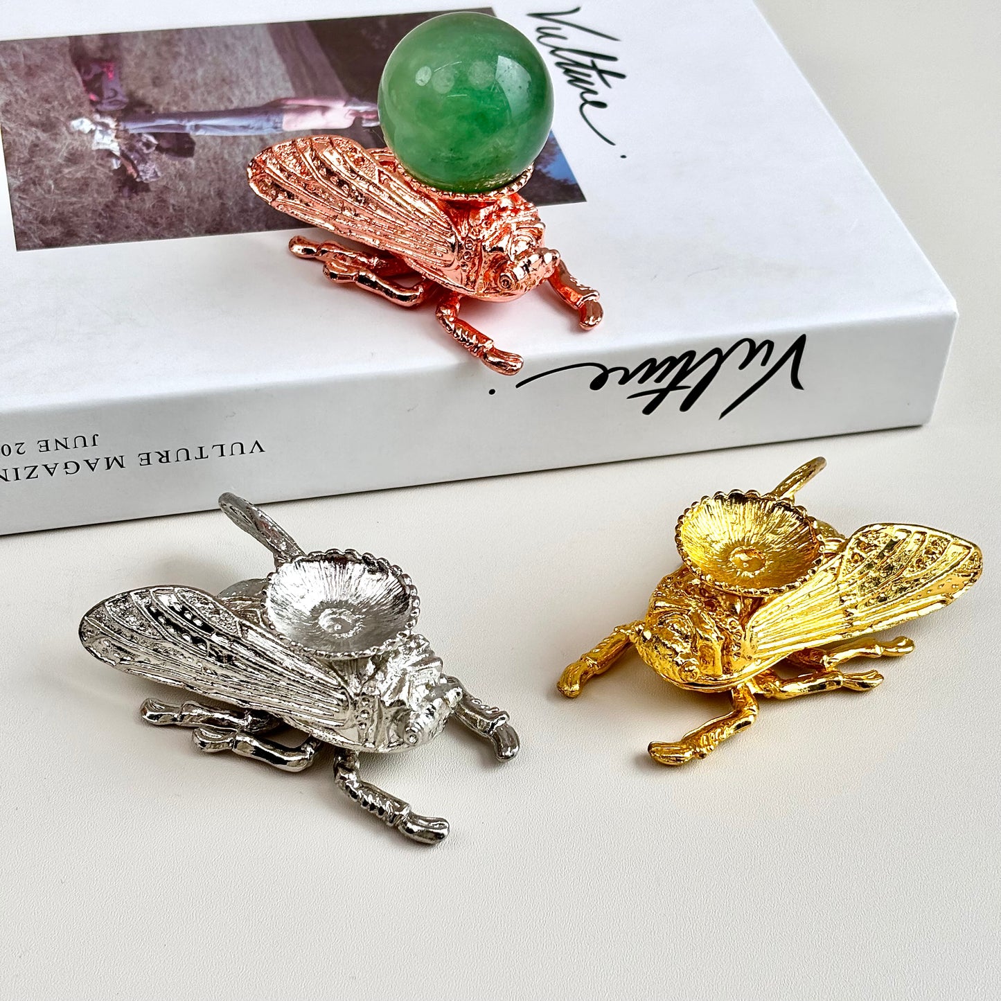 $8.1/1個 輝く金色のゴールデンヒキガエルクリスタルベース、輝くローズゴールドのゴールデンヒキガエルクリスタルベース、輝く銀色のゴールデンヒキガエルクリスタルベース、クリスタル球ベース。