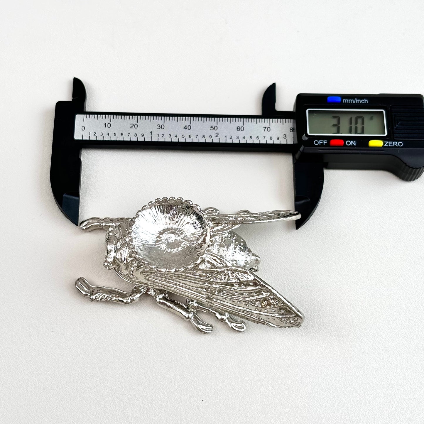 $8.1/1個 輝く金色のゴールデンヒキガエルクリスタルベース、輝くローズゴールドのゴールデンヒキガエルクリスタルベース、輝く銀色のゴールデンヒキガエルクリスタルベース、クリスタル球ベース。