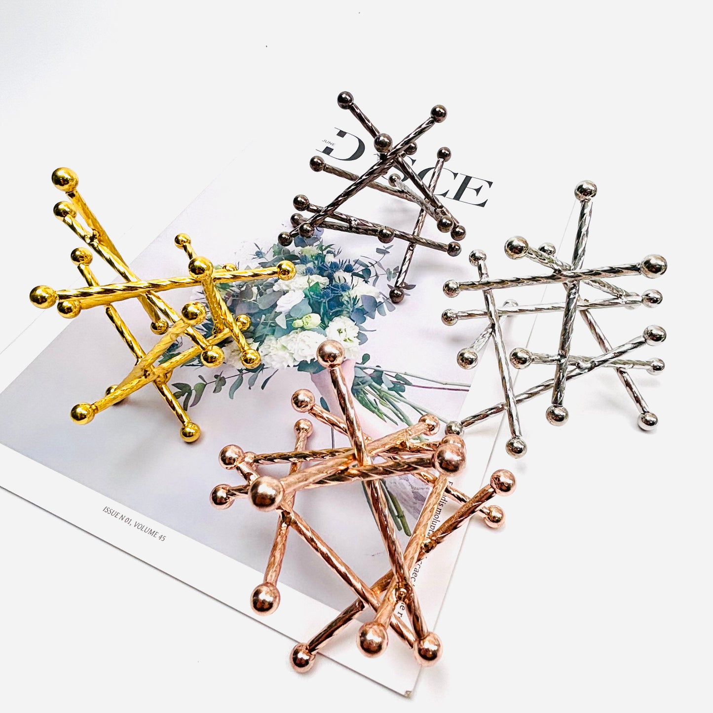 $7.2/1 pieza Base de esfera de cristal cruzada.