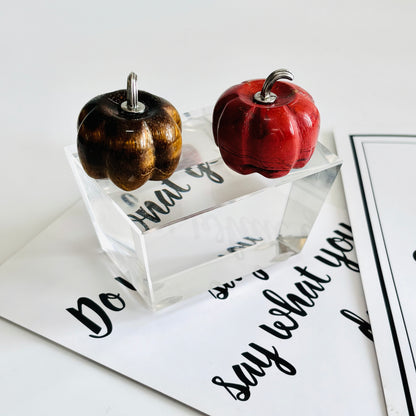 $11.6/1pcs Clear plain glass Acrylic base.