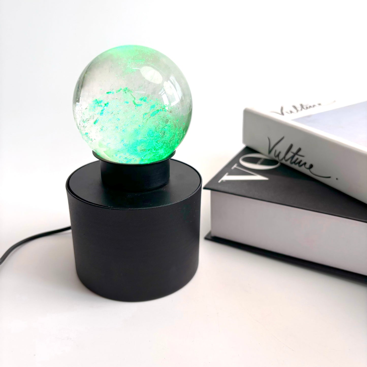 $27.2/1pcs Black Rotating Luminous Crystal Ball Base