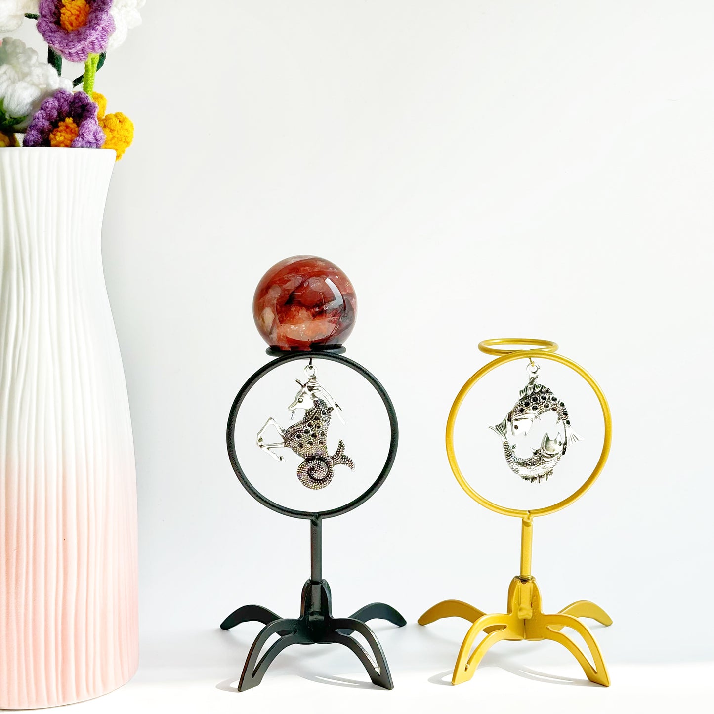 $9.1/1 pieza Esfera del zodiaco y base de esfera de cristal colgante.