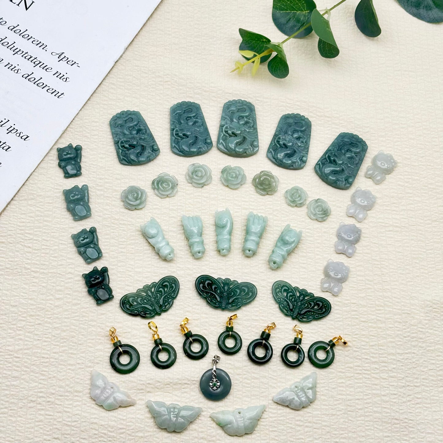 $3/uds Pequeño colgante tallado elaborado en material de jade