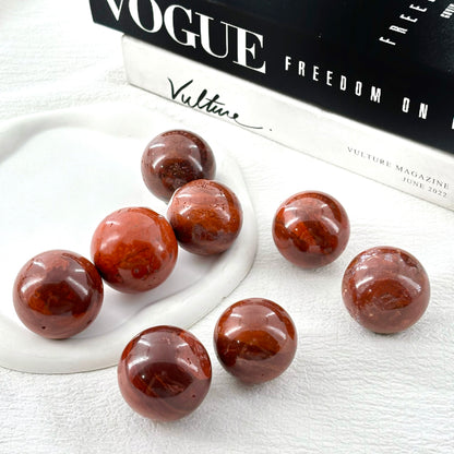 Crystal Ball Wholesale – 80% Off Retail Price,A Variety of Mixed Material Crystal Balls Available, with Diameters from 20mm to 80mm, Minimum Order 1KG