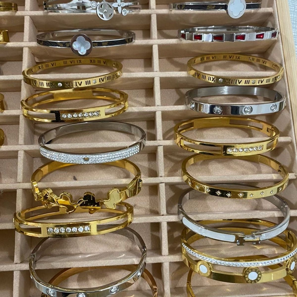 クラシックなミックスバングル、ブレスレット、アンクレット（ジョジョ）